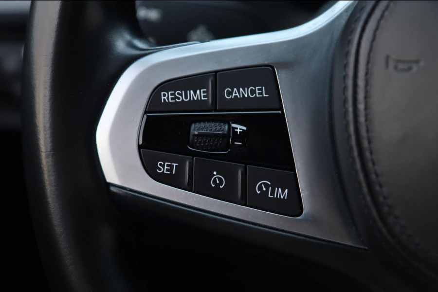BMW 2 Serie Gran Coupé 218i M Sport / LIVE COCKPIT / HUD / CARPLAY / TREKHAAK / SFEERVERLICHTING