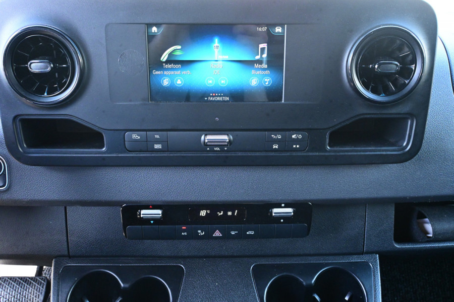 Mercedes-Benz Sprinter 317 CDI L3H2 MBUX navigatie met camera en parkeersensoren, Stoelverwarming, Brake assyst