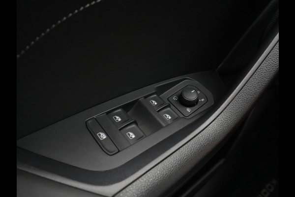 Škoda Kodiaq 1.5 TSI 150pk DSG Business Edition Navigatie Camera Stoelverwarming Led 135
