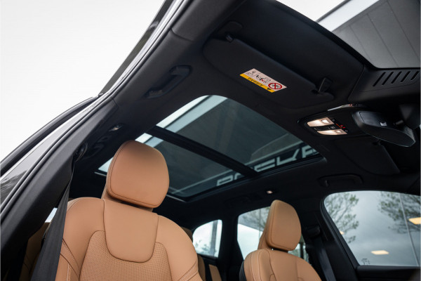 Volvo XC60 2.0 T6 Plug-in hybrid AWD Ultra Bright - Massage - B&W - HUD NP 85K