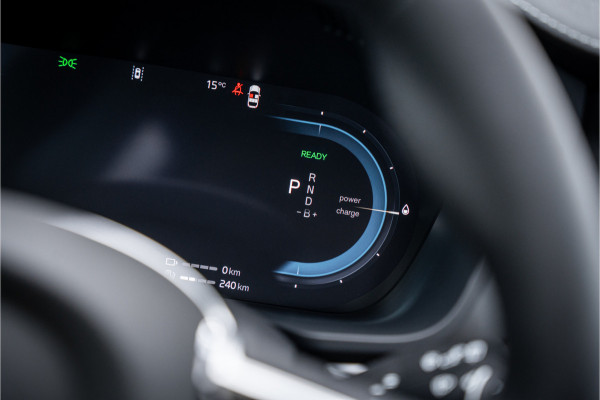 Volvo XC60 2.0 T6 Plug-in hybrid AWD Ultra Bright - Massage - B&W - HUD NP 85K