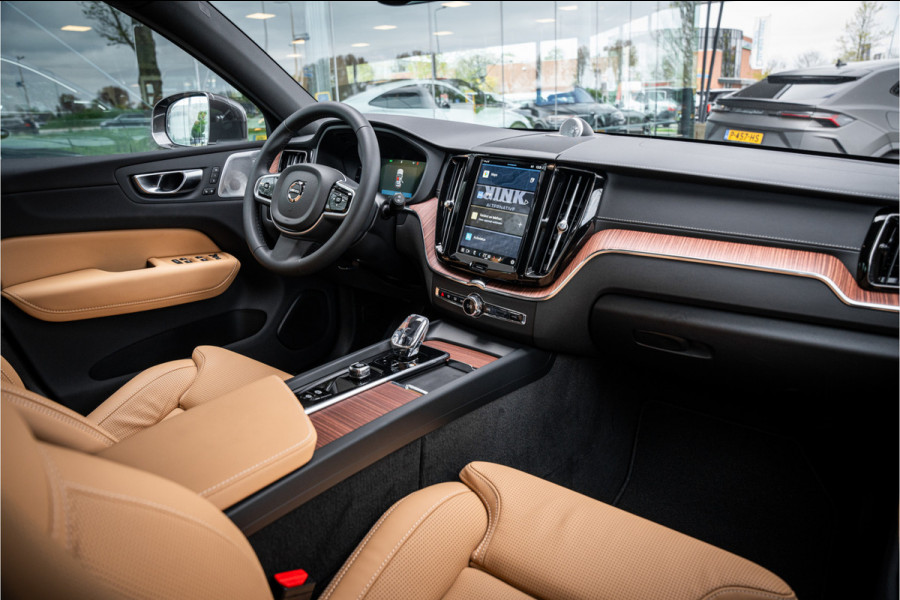 Volvo XC60 2.0 T6 Plug-in hybrid AWD Ultra Bright - Massage - B&W - HUD NP 85K