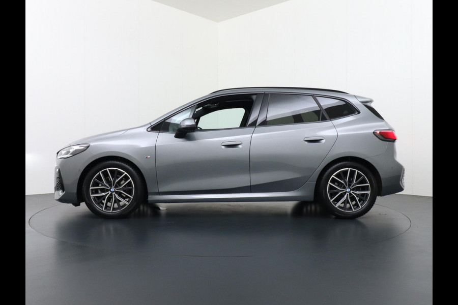 BMW 2 Serie Active Tourer 220i M-Sport HARMAN KARDON AUDIO| PANO |360 CAMERA | MEMORY SEAT