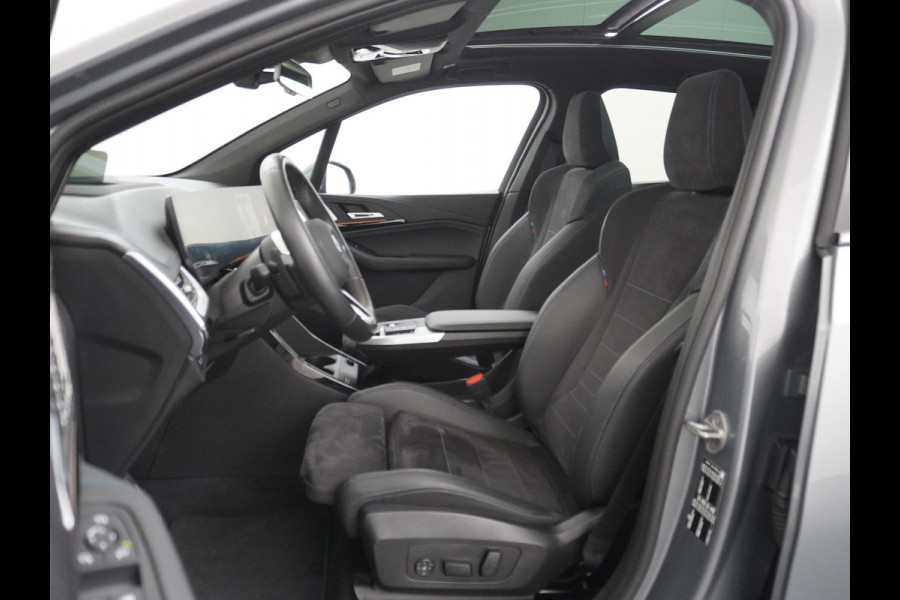 BMW 2 Serie Active Tourer 220i M-Sport HARMAN KARDON AUDIO| PANO |360 CAMERA | MEMORY SEAT