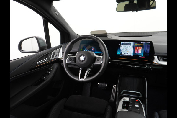 BMW 2 Serie Active Tourer 220i M-Sport HARMAN KARDON AUDIO| PANO |360 CAMERA | MEMORY SEAT