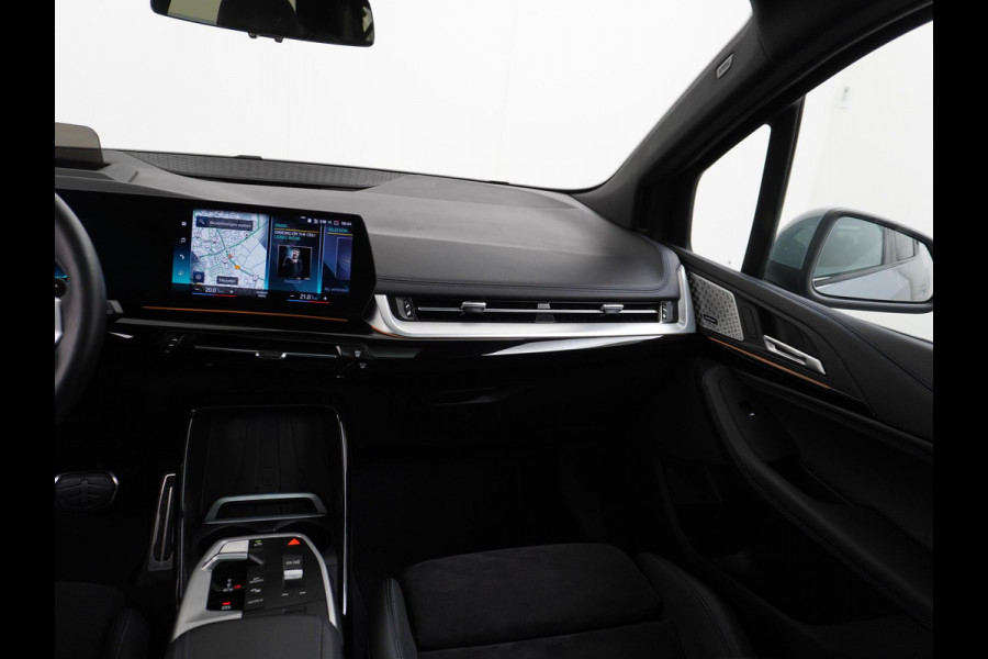 BMW 2 Serie Active Tourer 220i M-Sport HARMAN KARDON AUDIO| PANO |360 CAMERA | MEMORY SEAT