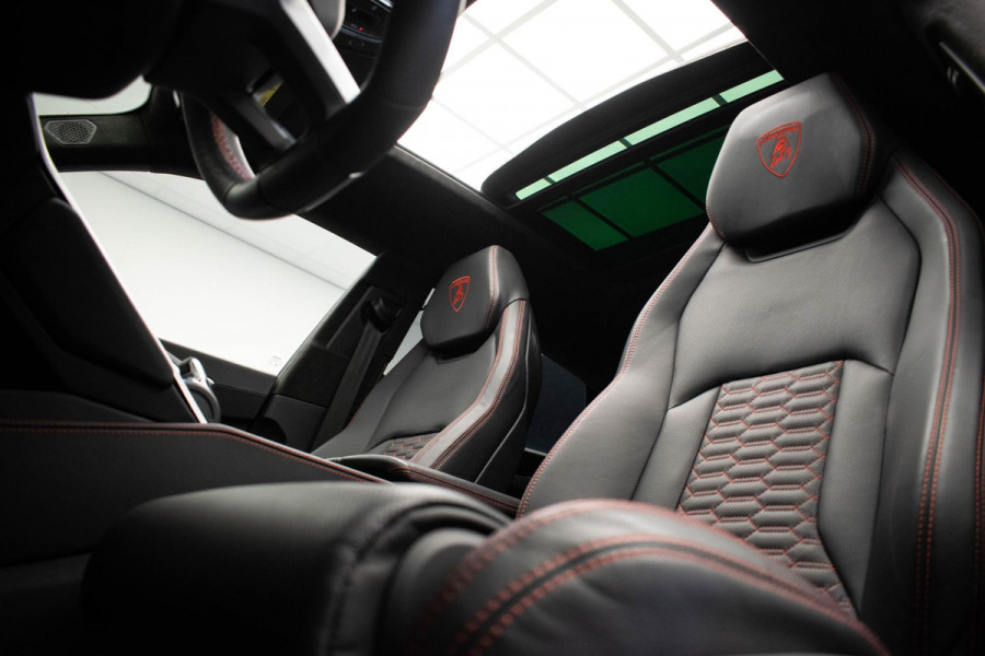 Lamborghini Urus 4.0 V8 |Carbon|Pano|ADAS|Massage|HUD|B&O Advanced|