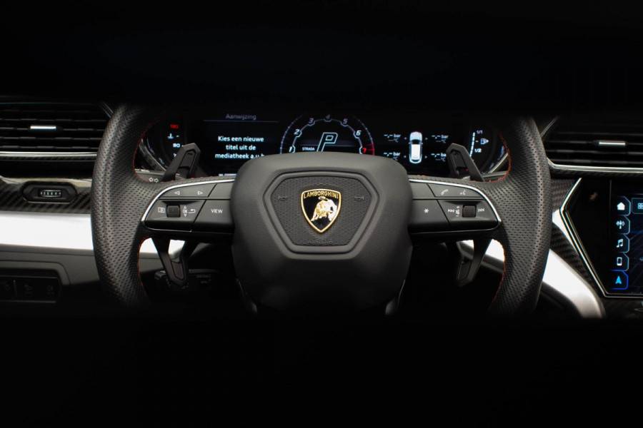 Lamborghini Urus 4.0 V8 |Carbon|Pano|ADAS|Massage|HUD|B&O Advanced|