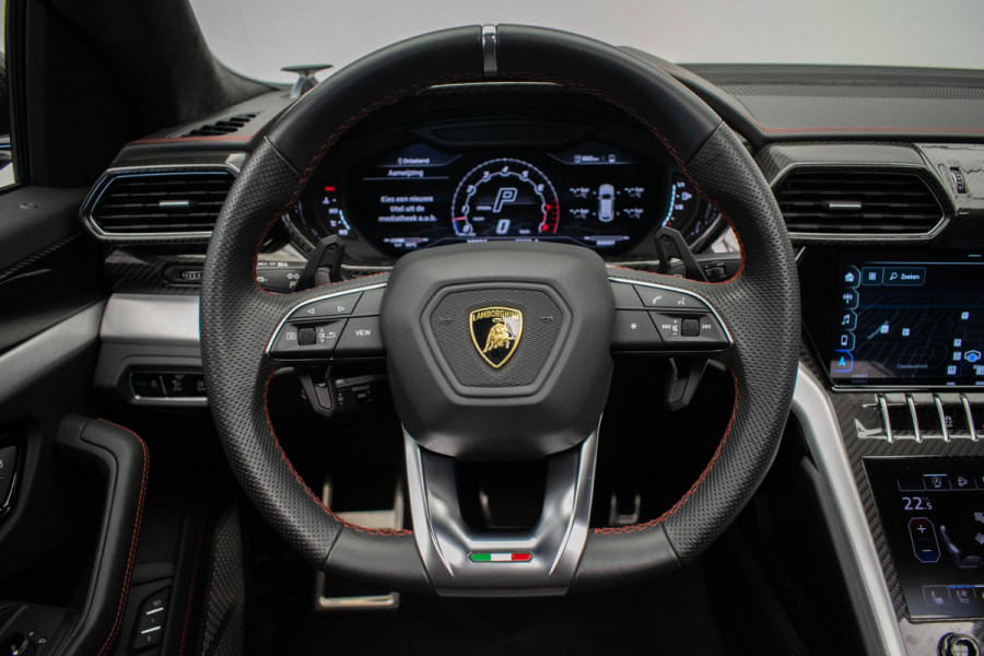 Lamborghini Urus 4.0 V8 |Carbon|Pano|ADAS|Massage|HUD|B&O Advanced|