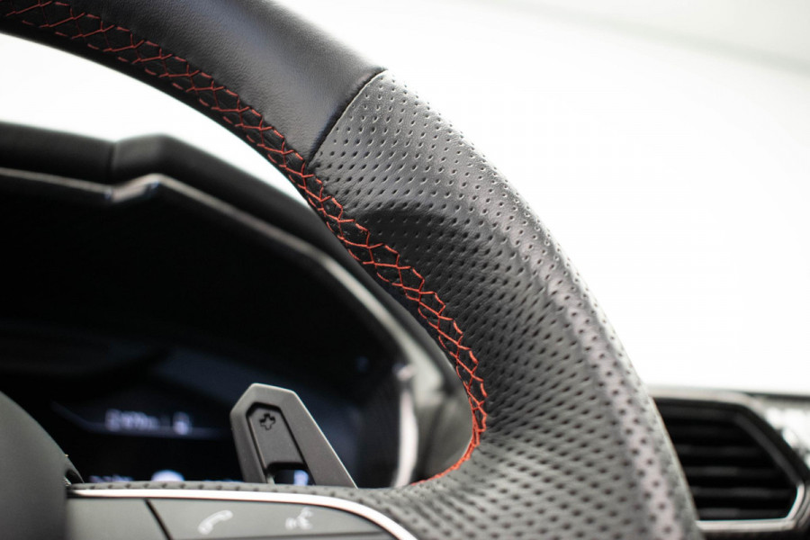 Lamborghini Urus 4.0 V8 |Carbon|Pano|ADAS|Massage|HUD|B&O Advanced|