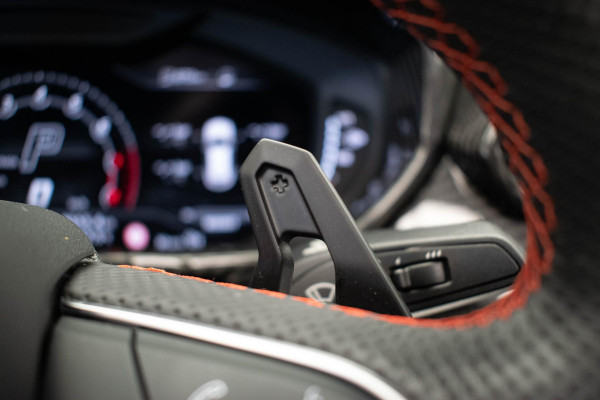 Lamborghini Urus 4.0 V8 |Carbon|Pano|ADAS|Massage|HUD|B&O Advanced|