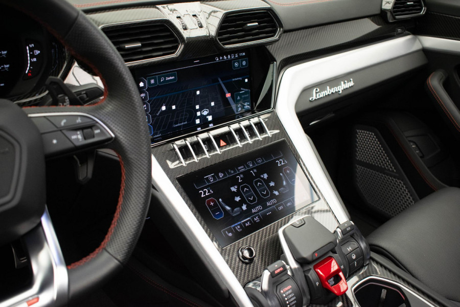 Lamborghini Urus 4.0 V8 |Carbon|Pano|ADAS|Massage|HUD|B&O Advanced|