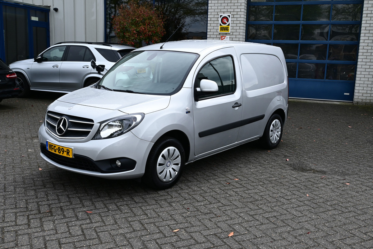 Mercedes-Benz Citan 111 CDI Airco, Cruise control, Trekhaak Mercedes-Benz Citan 111 CDI Airco, Cruise control, Trekhaak