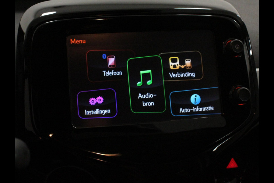 Citroën C1 1.0 e-VTi Shine Airco Achteruitrij Camera Bluetooth Radio Lichtmetalen velgen