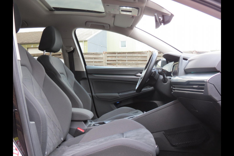Volkswagen Golf 1.5 eTSI Style AUTOMAAT | ORG NEDERLANDS | PANODAK | HARMAN/KARDON | IQ LIGHT | STOELMASSAGE | CAMERA | DAB
