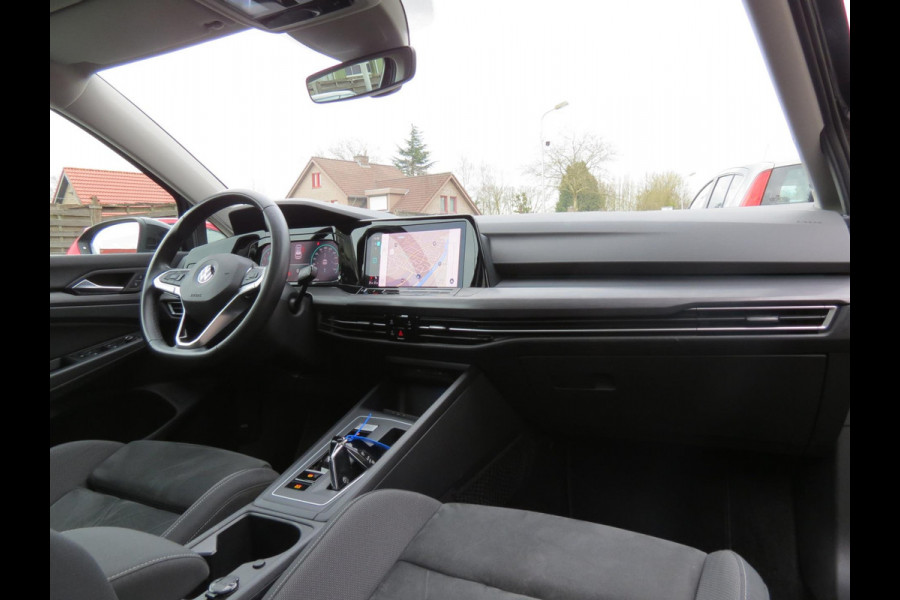 Volkswagen Golf 1.5 eTSI Style AUTOMAAT | ORG NEDERLANDS | PANODAK | HARMAN/KARDON | IQ LIGHT | STOELMASSAGE | CAMERA | DAB
