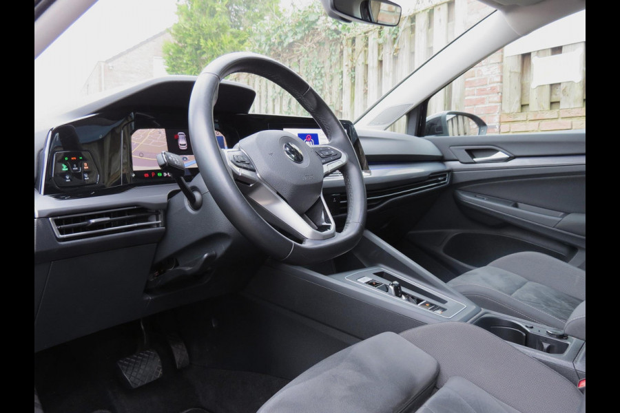 Volkswagen Golf 1.5 eTSI Style AUTOMAAT | ORG NEDERLANDS | PANODAK | HARMAN/KARDON | IQ LIGHT | STOELMASSAGE | CAMERA | DAB