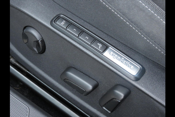 Volkswagen Golf 1.5 eTSI Style AUTOMAAT | ORG NEDERLANDS | PANODAK | HARMAN/KARDON | IQ LIGHT | STOELMASSAGE | CAMERA | DAB