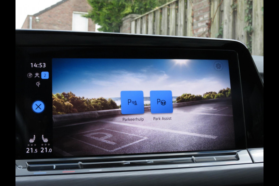 Volkswagen Golf 1.5 eTSI Style AUTOMAAT | ORG NEDERLANDS | PANODAK | HARMAN/KARDON | IQ LIGHT | STOELMASSAGE | CAMERA | DAB