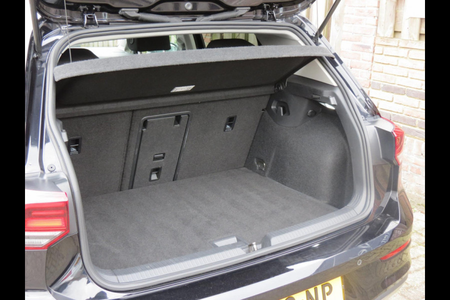 Volkswagen Golf 1.5 eTSI Style AUTOMAAT | ORG NEDERLANDS | PANODAK | HARMAN/KARDON | IQ LIGHT | STOELMASSAGE | CAMERA | DAB