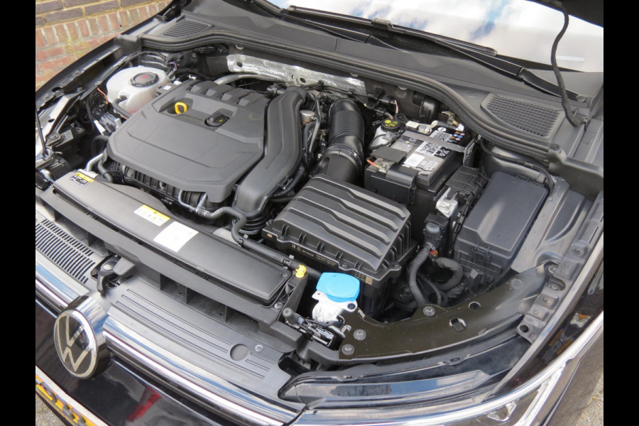 Volkswagen Golf 1.5 eTSI Style AUTOMAAT | ORG NEDERLANDS | PANODAK | HARMAN/KARDON | IQ LIGHT | STOELMASSAGE | CAMERA | DAB