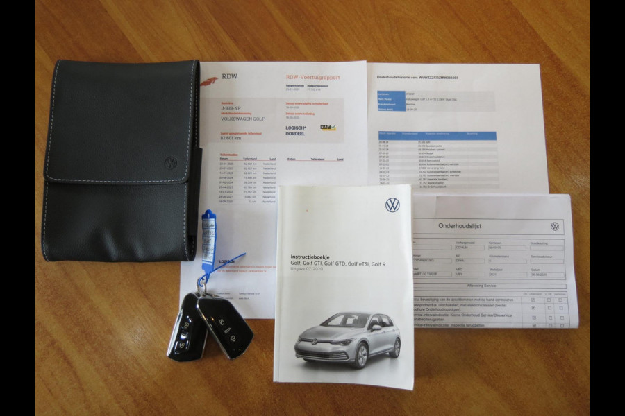 Volkswagen Golf 1.5 eTSI Style AUTOMAAT | ORG NEDERLANDS | PANODAK | HARMAN/KARDON | IQ LIGHT | STOELMASSAGE | CAMERA | DAB