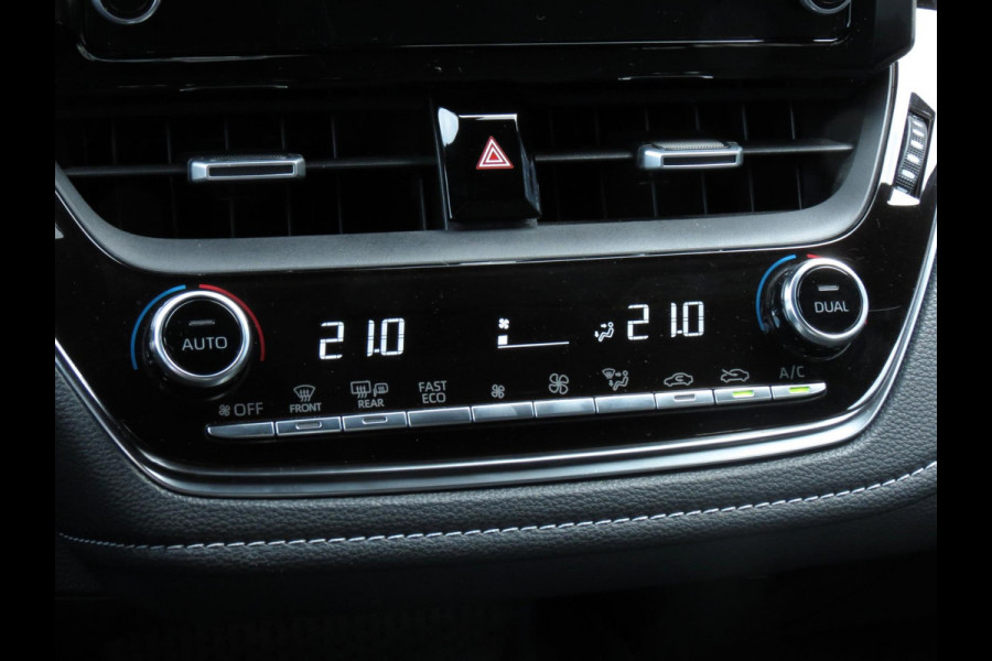Toyota Corolla 1.8 Hybrid First Edition | STUUR+STOELVERWARMING | ADAPTIVE CRUISE CONTROL | NAVI | CAMERA | KEYLESS START | DAB+ |