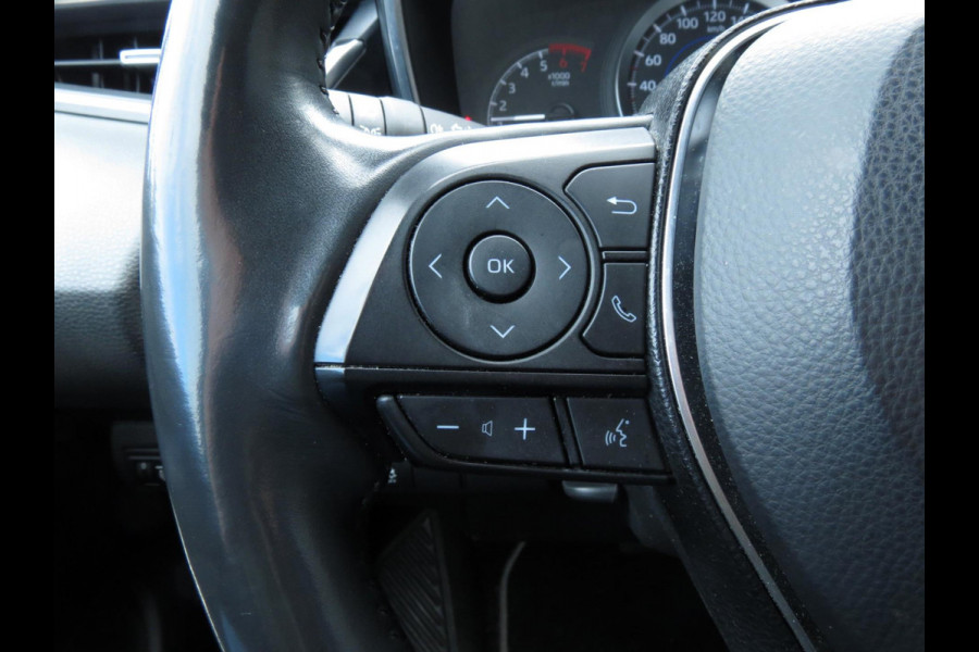 Toyota Corolla 1.8 Hybrid First Edition | STUUR+STOELVERWARMING | ADAPTIVE CRUISE CONTROL | NAVI | CAMERA | KEYLESS START | DAB+ |