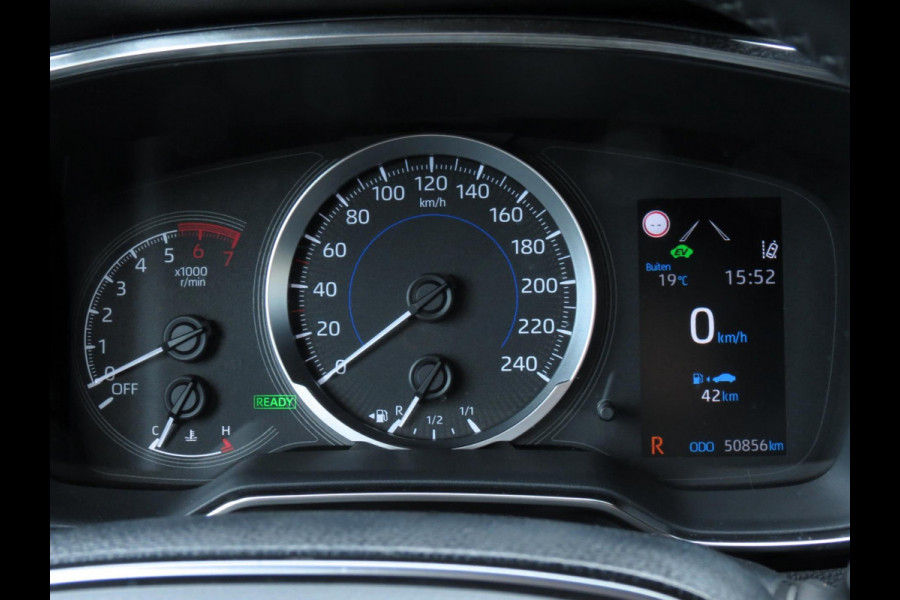 Toyota Corolla 1.8 Hybrid First Edition | STUUR+STOELVERWARMING | ADAPTIVE CRUISE CONTROL | NAVI | CAMERA | KEYLESS START | DAB+ |