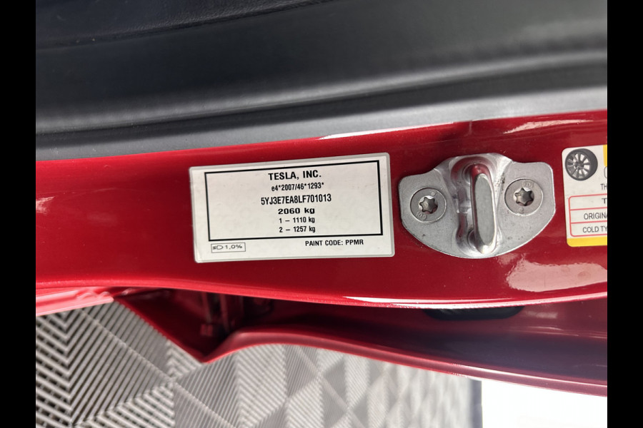Tesla Model 3 Standard RWD Plus 60 kWh [ 3-Fase ] (INCL-BTW) Aut. *PANO | AUTO-PILOT | NAPPA-LEATHER | KEYLESS | FULL-LED | MEMORY-PACK | SURROUND-VIEW | DAB | CARPLAY | DIGI-COCKPIT | LANE-ASSIST | COMFORT-SEATS | 18"ALU*