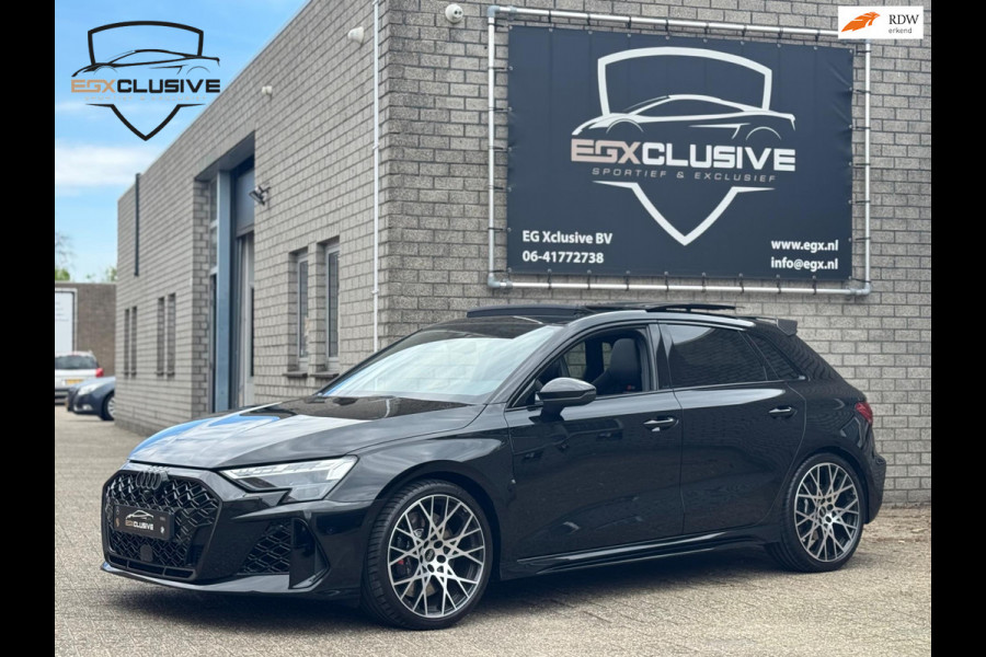 Audi RS3 Sportback 2.5 TFSI Quattro 2025 RS Zetels/Hulk/Pano/Sonos/Carbon/HUD/Blindspot
