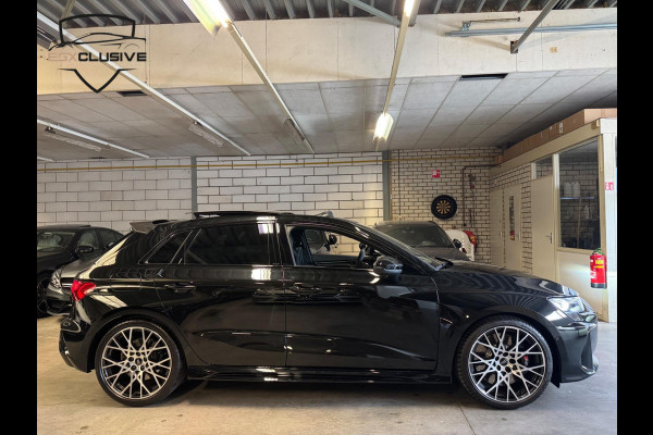 Audi RS3 Sportback 2.5 TFSI Quattro 2025 RS Zetels/Hulk/Pano/Sonos/Carbon/HUD/Blindspot
