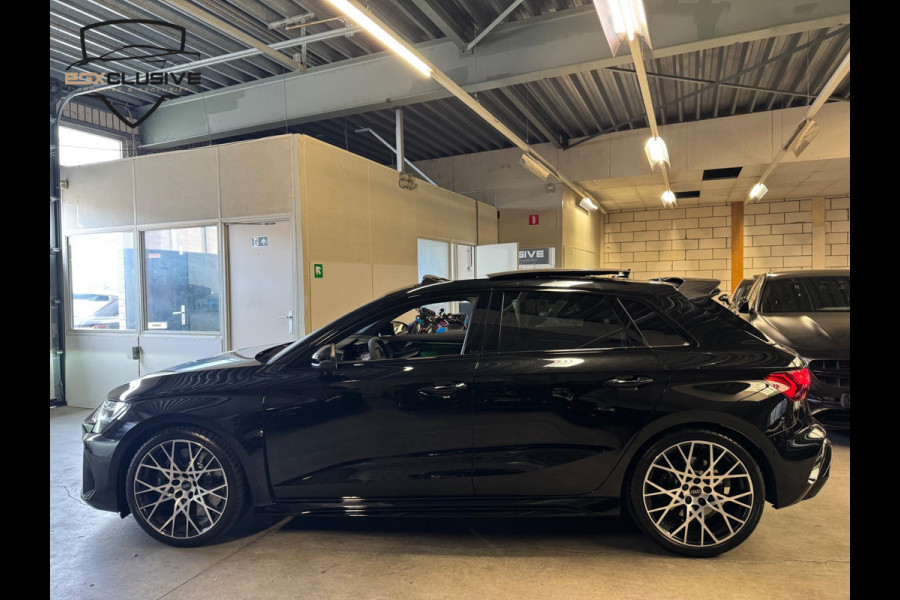 Audi RS3 Sportback 2.5 TFSI Quattro 2025 RS Zetels/Hulk/Pano/Sonos/Carbon/HUD/Blindspot