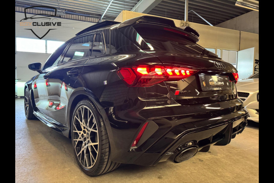 Audi RS3 Sportback 2.5 TFSI Quattro 2025 RS Zetels/Hulk/Pano/Sonos/Carbon/HUD/Blindspot