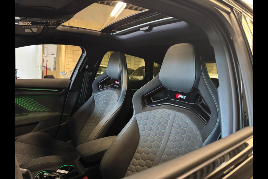 Audi RS3 Sportback 2.5 TFSI Quattro 2025 RS Zetels/Hulk/Pano/Sonos/Carbon/HUD/Blindspot