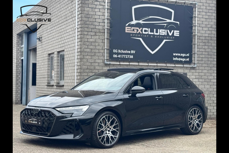 Audi RS3 Sportback 2.5 TFSI Quattro 2025 RS Zetels/Hulk/Pano/Sonos/Carbon/HUD/Blindspot