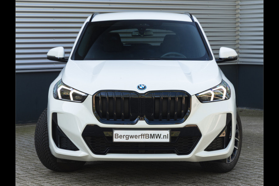 BMW X1 xDrive30e M-Sport - Driving Ass Prof - Trekhaak - Harman Kardon