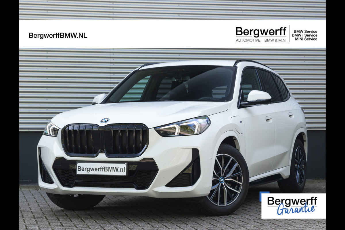 BMW X1 xDrive30e M-Sport - Driving Ass Prof - Trekhaak - Harman Kardon BMW X1 xDrive30e M-Sport - Driving Ass Prof - Trekhaak - Harman Kardon