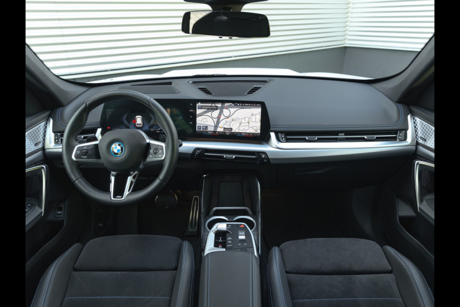 BMW X1 xDrive30e M-Sport - Driving Ass Prof - Trekhaak - Harman Kardon