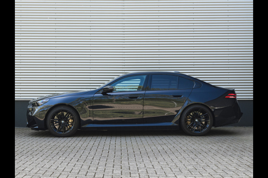 BMW 5 Serie M5 - Carbon Brakes - Full-Option