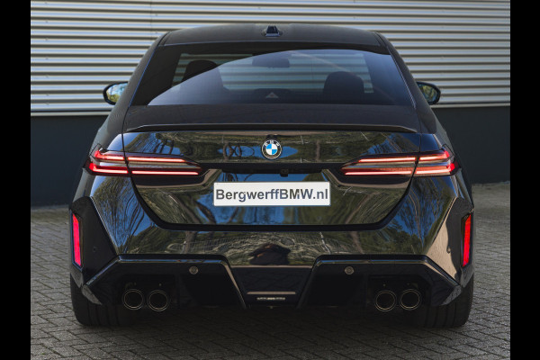 BMW 5 Serie M5 - Carbon Brakes - Full-Option