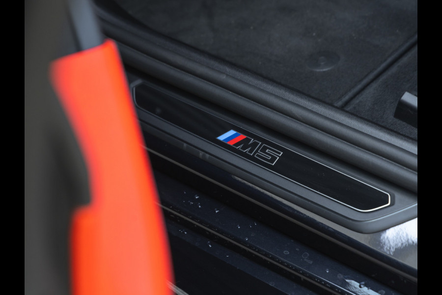 BMW 5 Serie M5 - Carbon Brakes - Full-Option