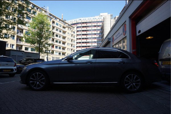 Mercedes-Benz E-Klasse 350 Premium Plus Exclusive Night | Sfeerverlichting | 360 | Stoelen met MEMORY/ VERWAMING/ KOELING | Geperforeerd leer | Panoramadak