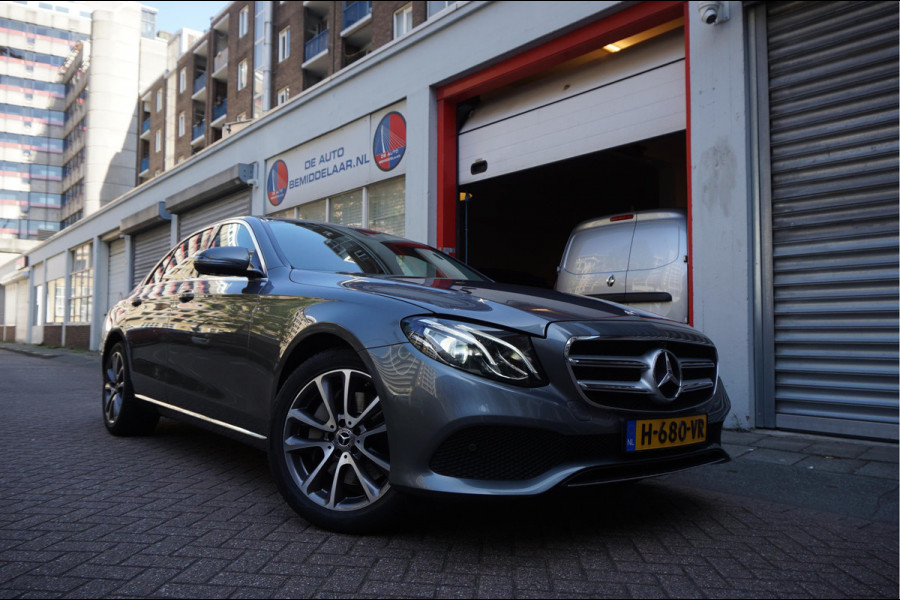 Mercedes-Benz E-Klasse 350 Premium Plus Exclusive Night | Sfeerverlichting | 360 | Stoelen met MEMORY/ VERWAMING/ KOELING | Geperforeerd leer | Panoramadak