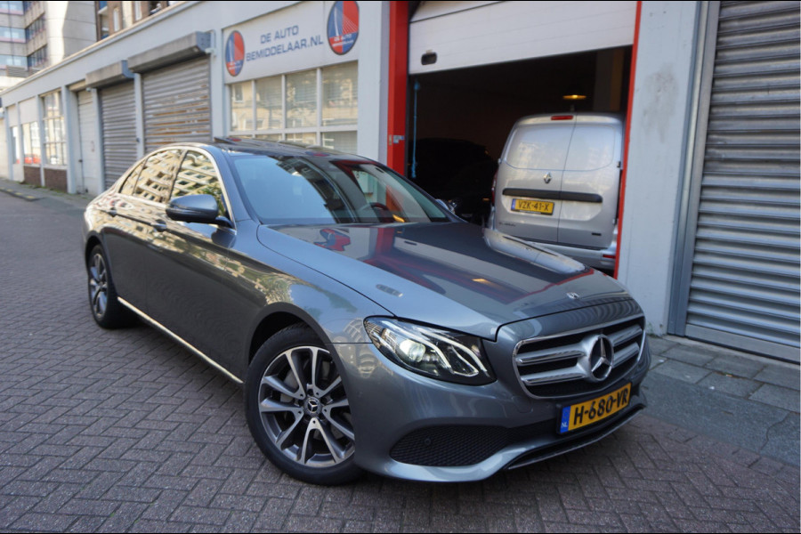 Mercedes-Benz E-Klasse 350 Premium Plus Exclusive Night | Sfeerverlichting | 360 | Stoelen met MEMORY/ VERWAMING/ KOELING | Geperforeerd leer | Panoramadak