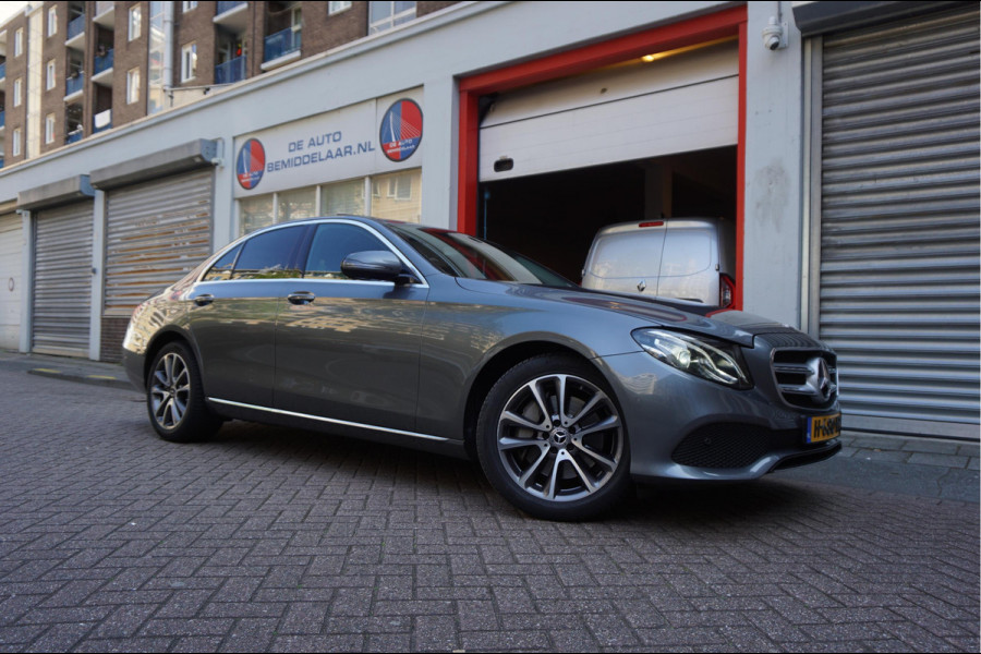 Mercedes-Benz E-Klasse 350 Premium Plus Exclusive Night | Sfeerverlichting | 360 | Stoelen met MEMORY/ VERWAMING/ KOELING | Geperforeerd leer | Panoramadak
