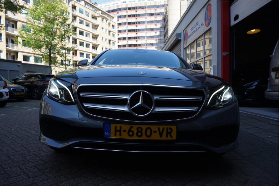 Mercedes-Benz E-Klasse 350 Premium Plus Exclusive Night | Sfeerverlichting | 360 | Stoelen met MEMORY/ VERWAMING/ KOELING | Geperforeerd leer | Panoramadak