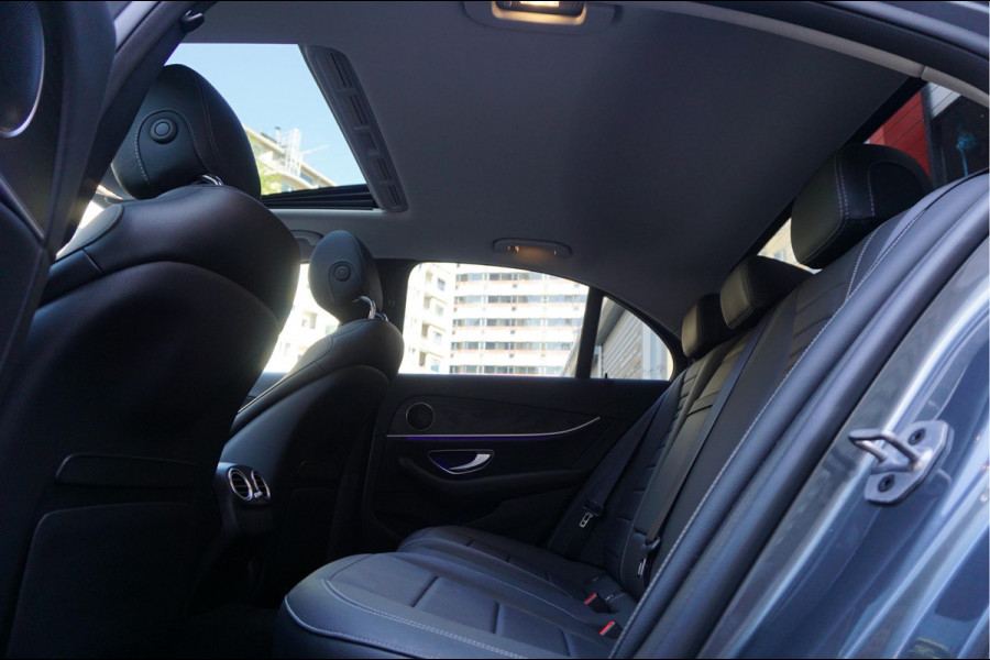 Mercedes-Benz E-Klasse 350 Premium Plus Exclusive Night | Sfeerverlichting | 360 | Stoelen met MEMORY/ VERWAMING/ KOELING | Geperforeerd leer | Panoramadak