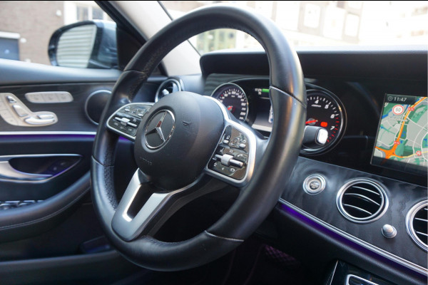 Mercedes-Benz E-Klasse 350 Premium Plus Exclusive Night | Sfeerverlichting | 360 | Stoelen met MEMORY/ VERWAMING/ KOELING | Geperforeerd leer | Panoramadak