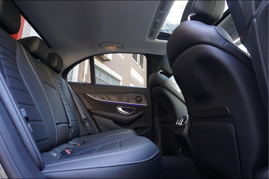 Mercedes-Benz E-Klasse 350 Premium Plus Exclusive Night | Sfeerverlichting | 360 | Stoelen met MEMORY/ VERWAMING/ KOELING | Geperforeerd leer | Panoramadak
